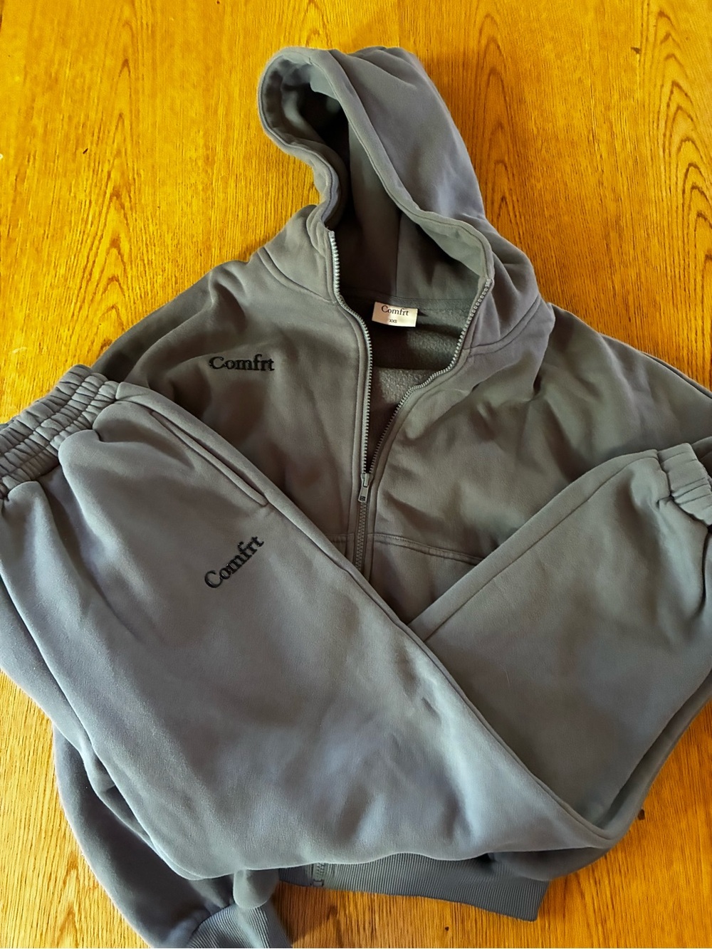 Comftr Gray Set